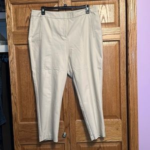 Chico’s Size 3 (XL) So Slimming Ankle Pants